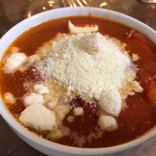 トマトチーズラーメン